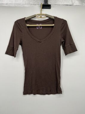 Y2K Old Navy Womens T Shirt Size S fitted Brown Elbow Sleeve Grunge Indie Elena